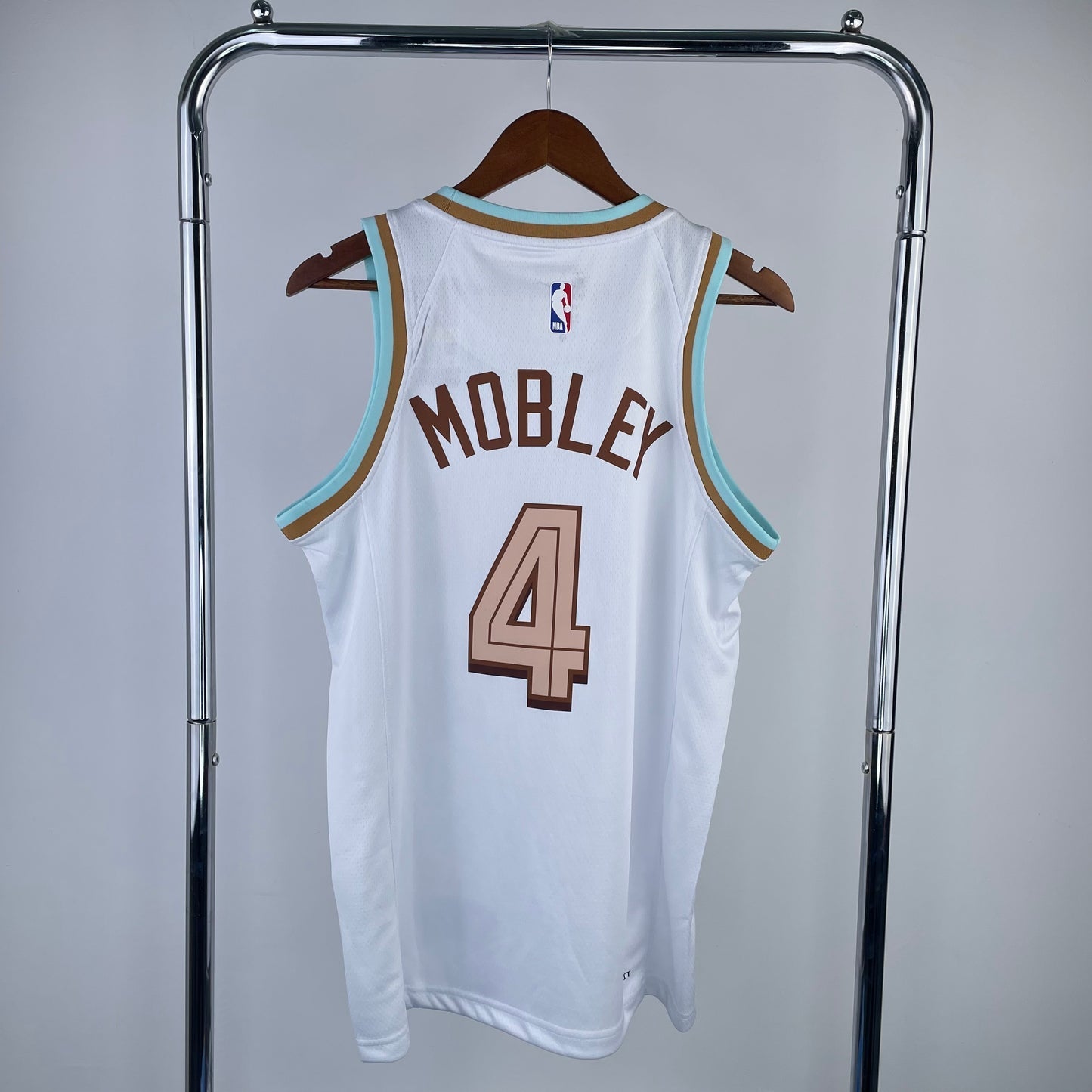 NBA Cleveland Cavaliers 23 (Retro Players)