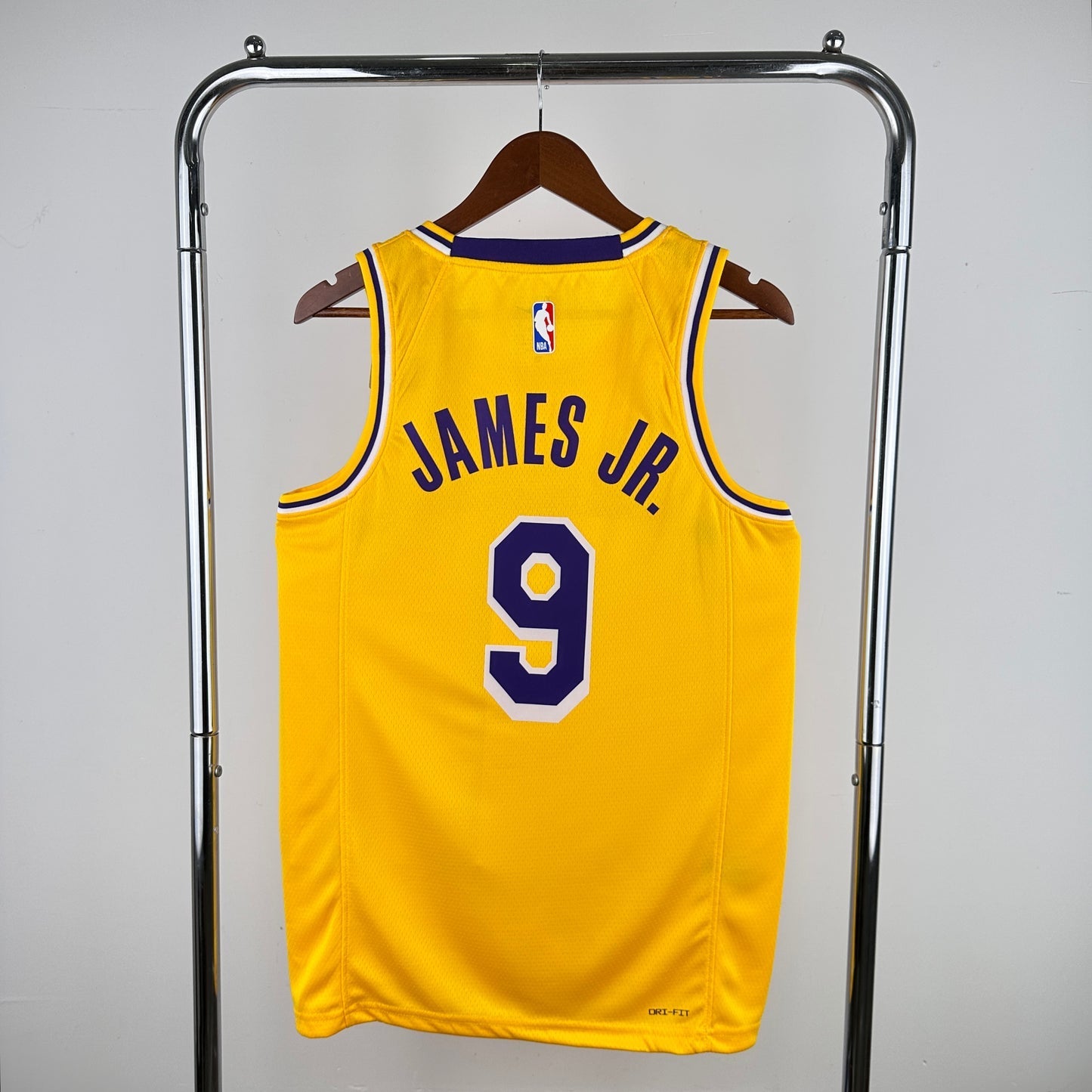 NBA Los Angeles Lakers 23 (Retro Players)