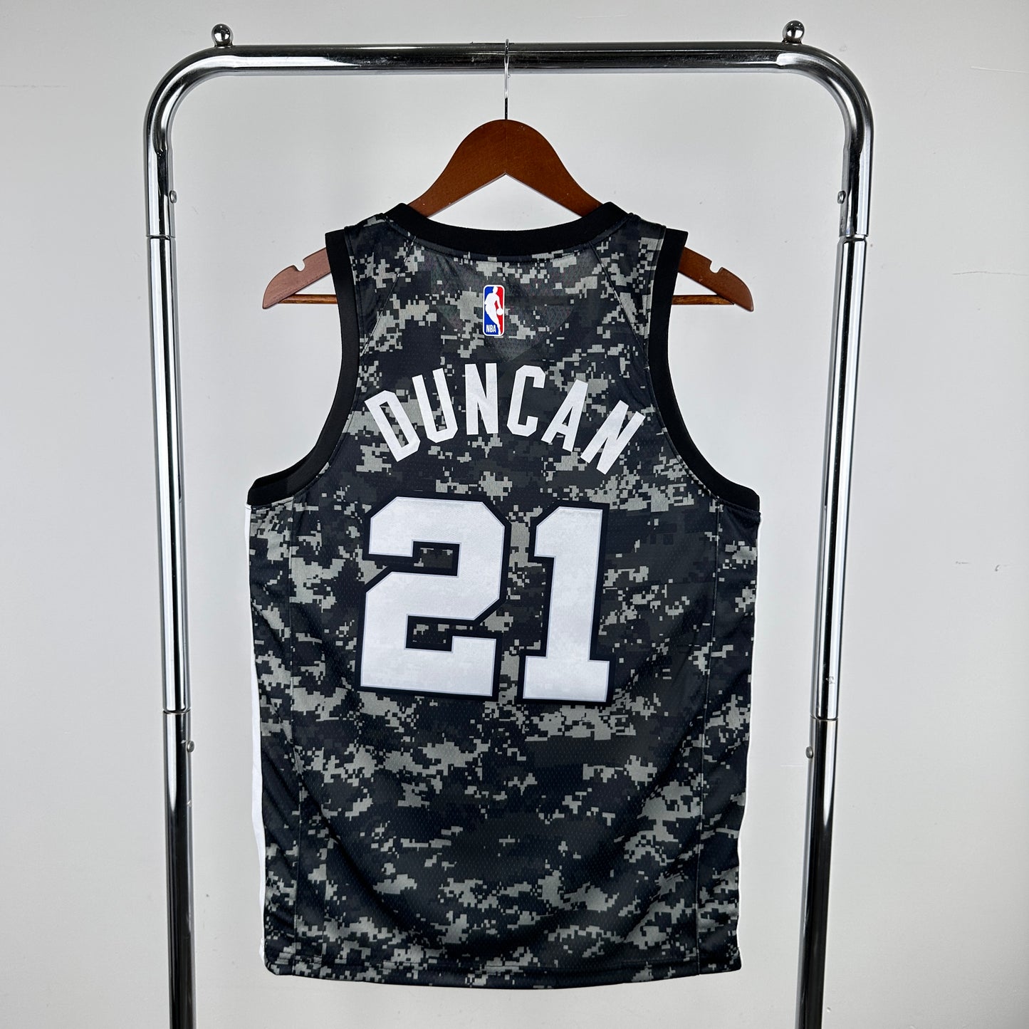 NBA San Antonio Spurs 24 (Retro Players)