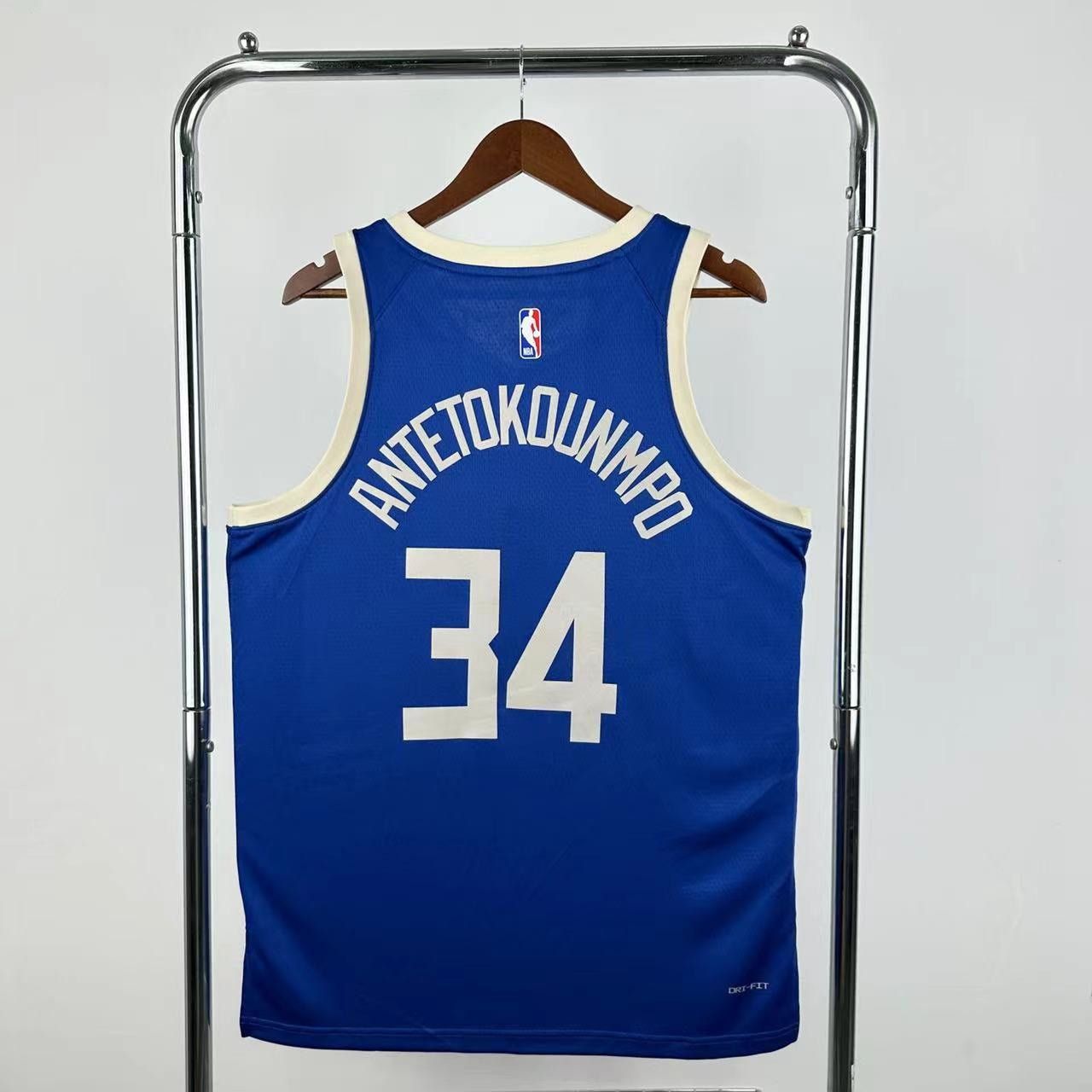 NBA Milwaukee Bucks 25