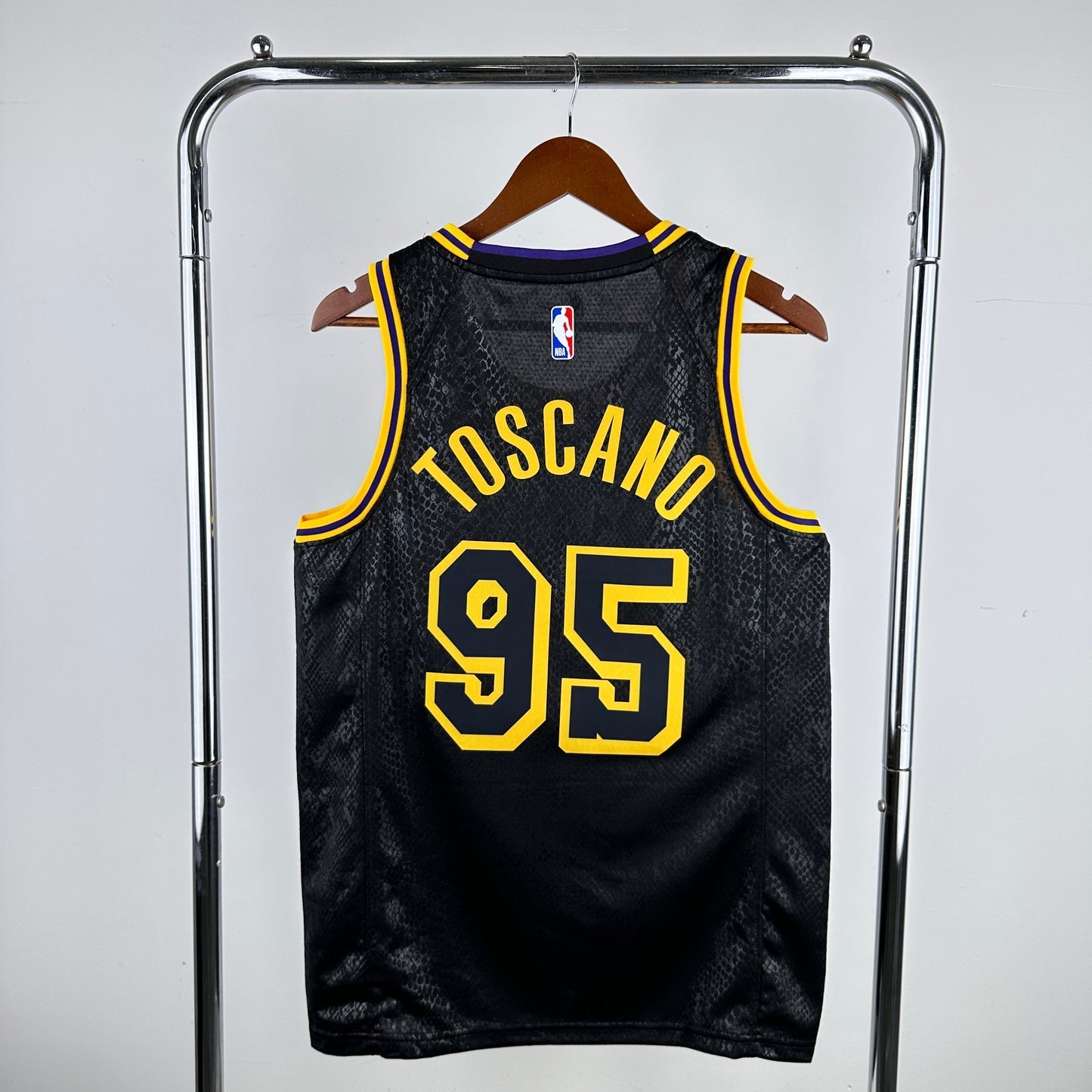 NBA Los Angeles Lakers 24 (Retro Players)