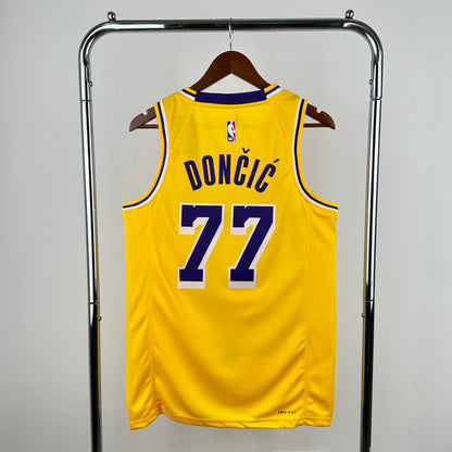 NBA Los Angeles Lakers 23 (Retro Players)