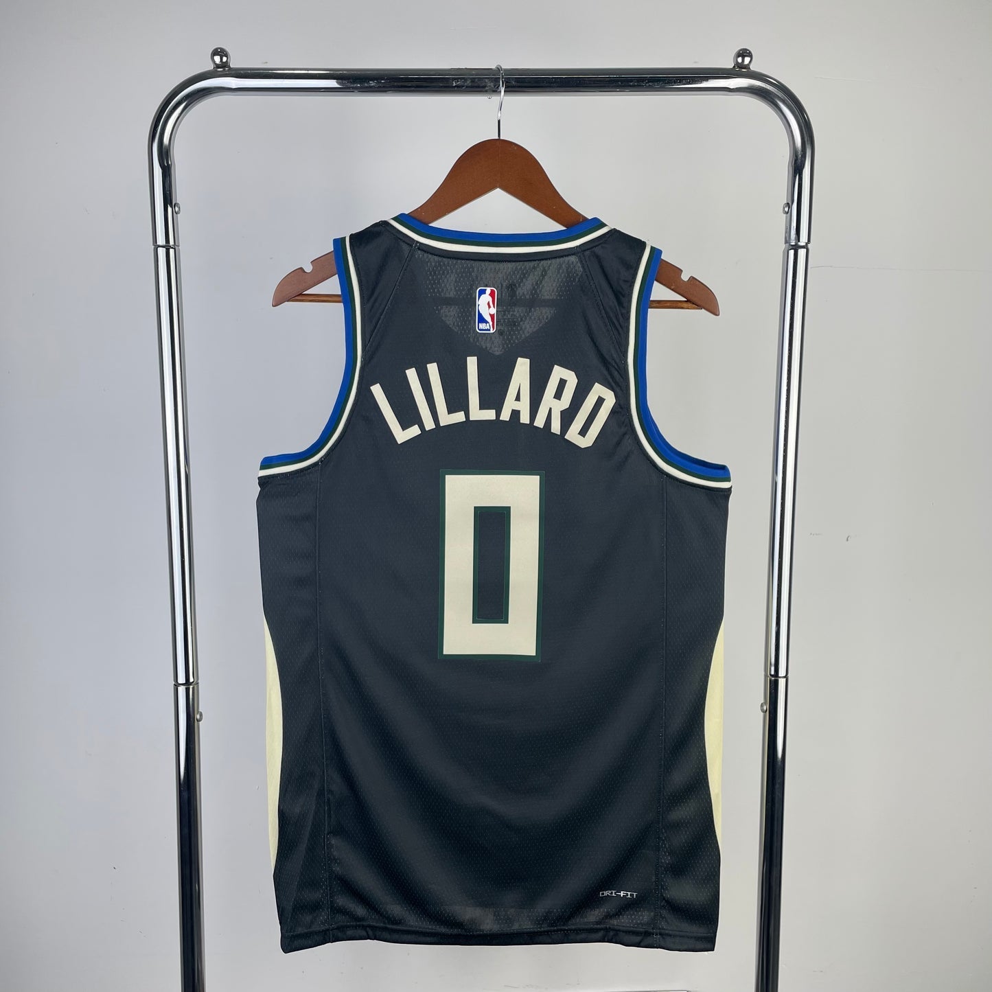 NBA Milwaukee Bucks 23