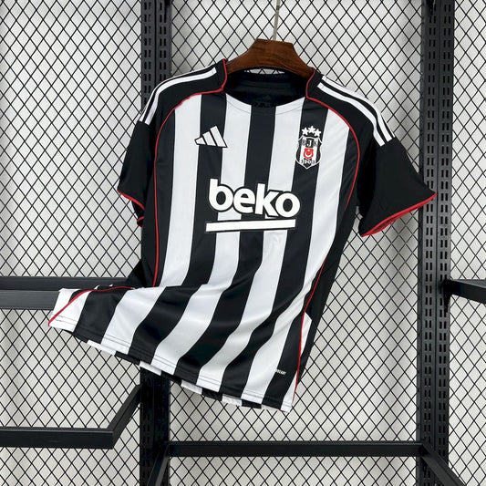 Besikats maillot foot domicile 2025 2026