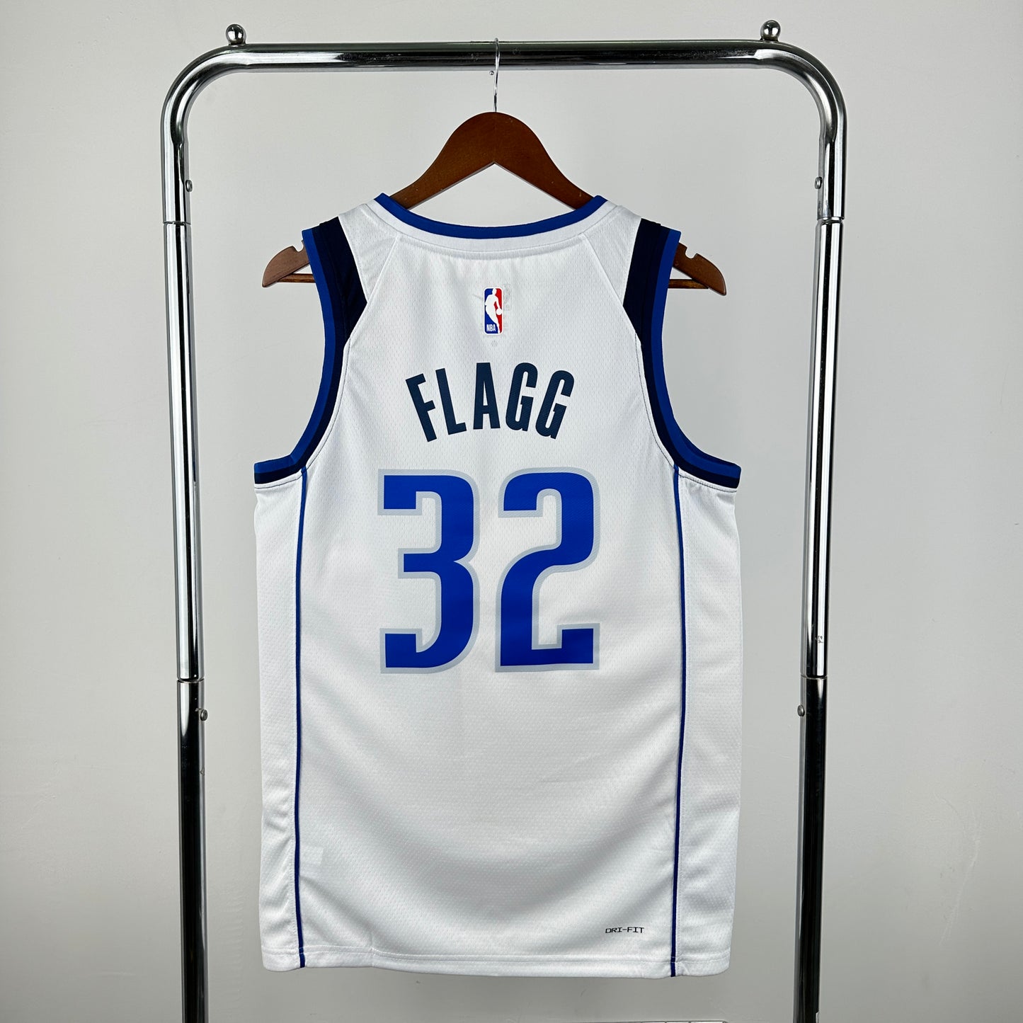 NBA Dallas Mavericks 23 (Retro Players)