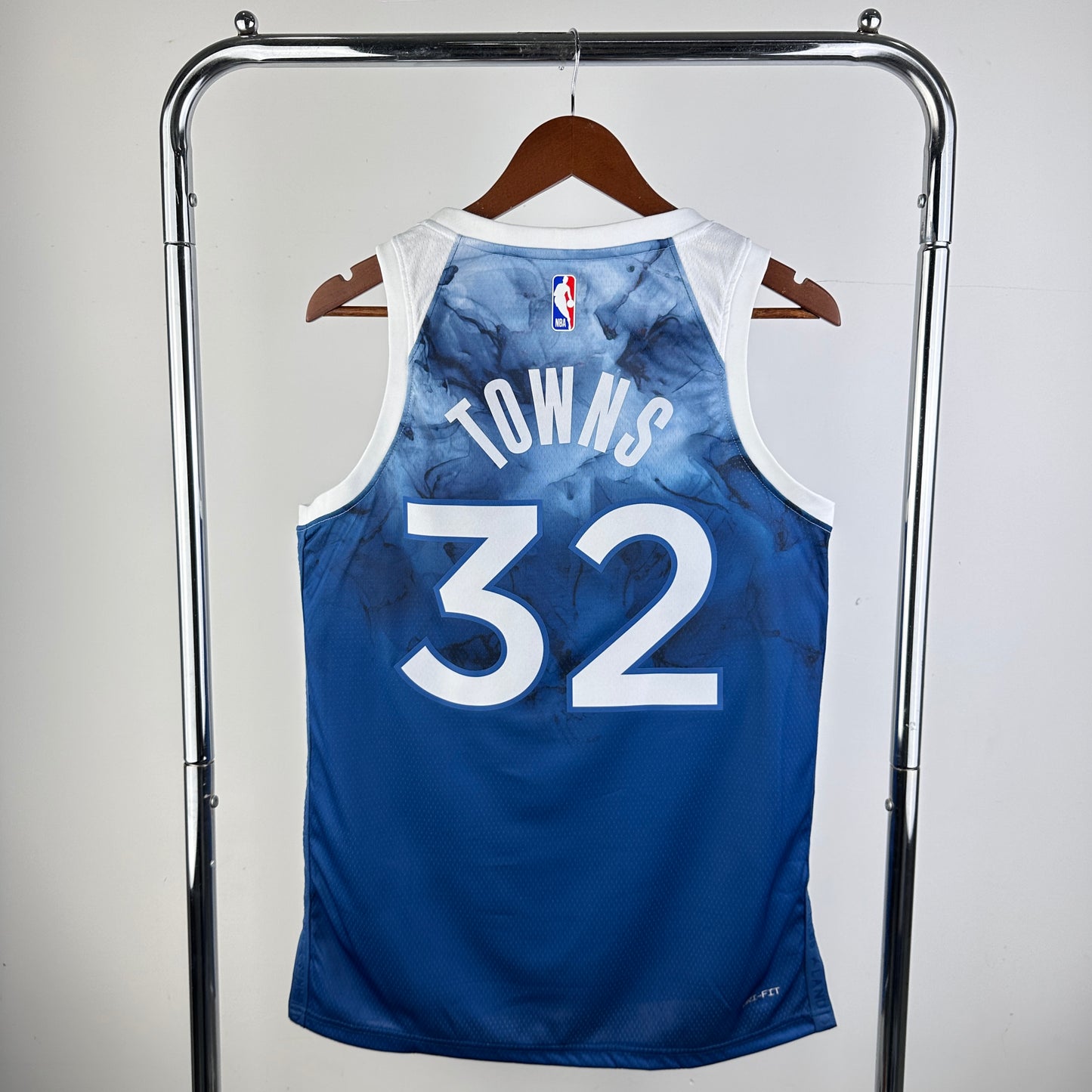 NBA Minnesota Timberwolves 24
