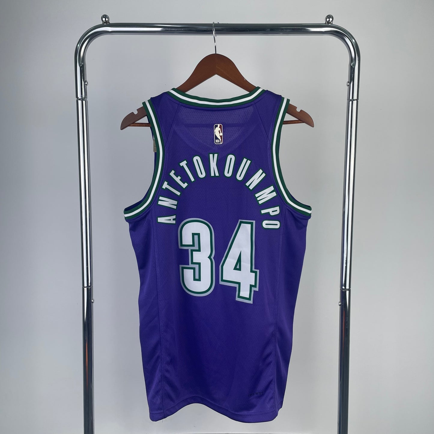 NBA Milwaukee Bucks 22
