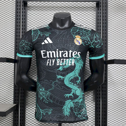 Real Madrid maillot foot concept 2025 2026